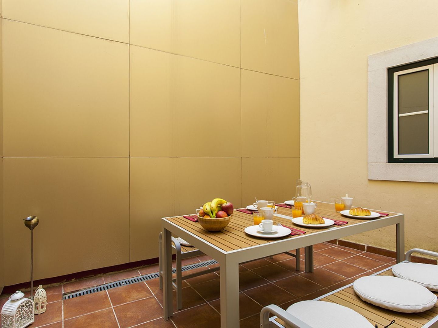 Chiado Patio Apartment Лиссабон Экстерьер фото
